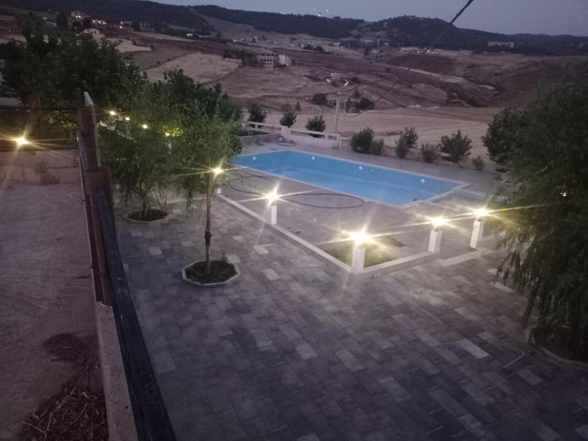 Hotel Tamanoucht à Ifrane  Extérieur photo