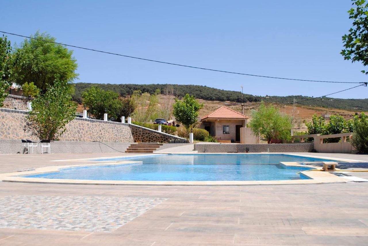 Hotel Tamanoucht à Ifrane  Extérieur photo