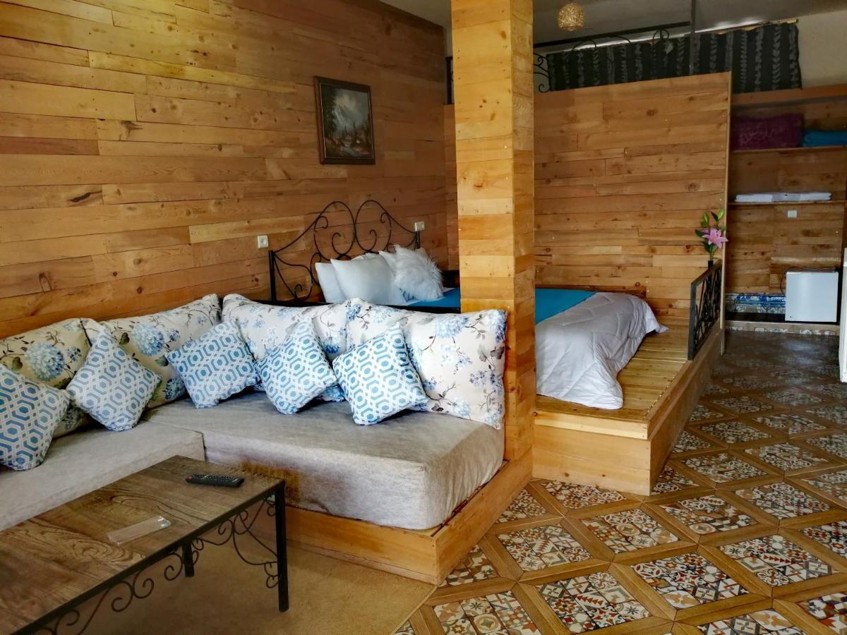Hotel Tamanoucht à Ifrane  Extérieur photo