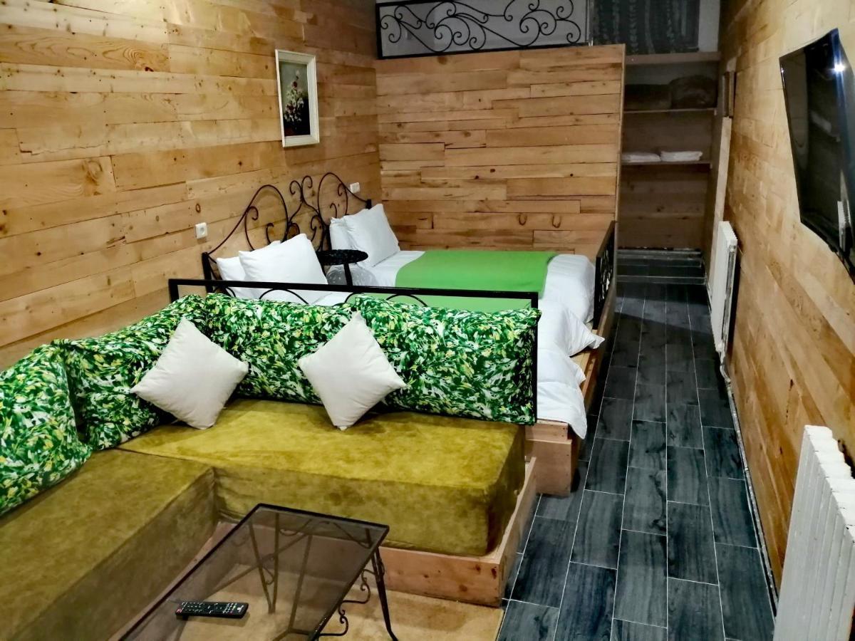 Hotel Tamanoucht à Ifrane  Chambre photo